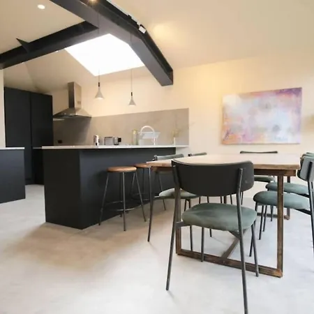 Pass The Keys Stunning, Brand New 3Br Home - Central Oxford Buitenkant foto