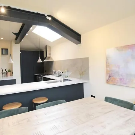 Pass The Keys Stunning, Brand New 3Br Home - Central Oxford Buitenkant foto