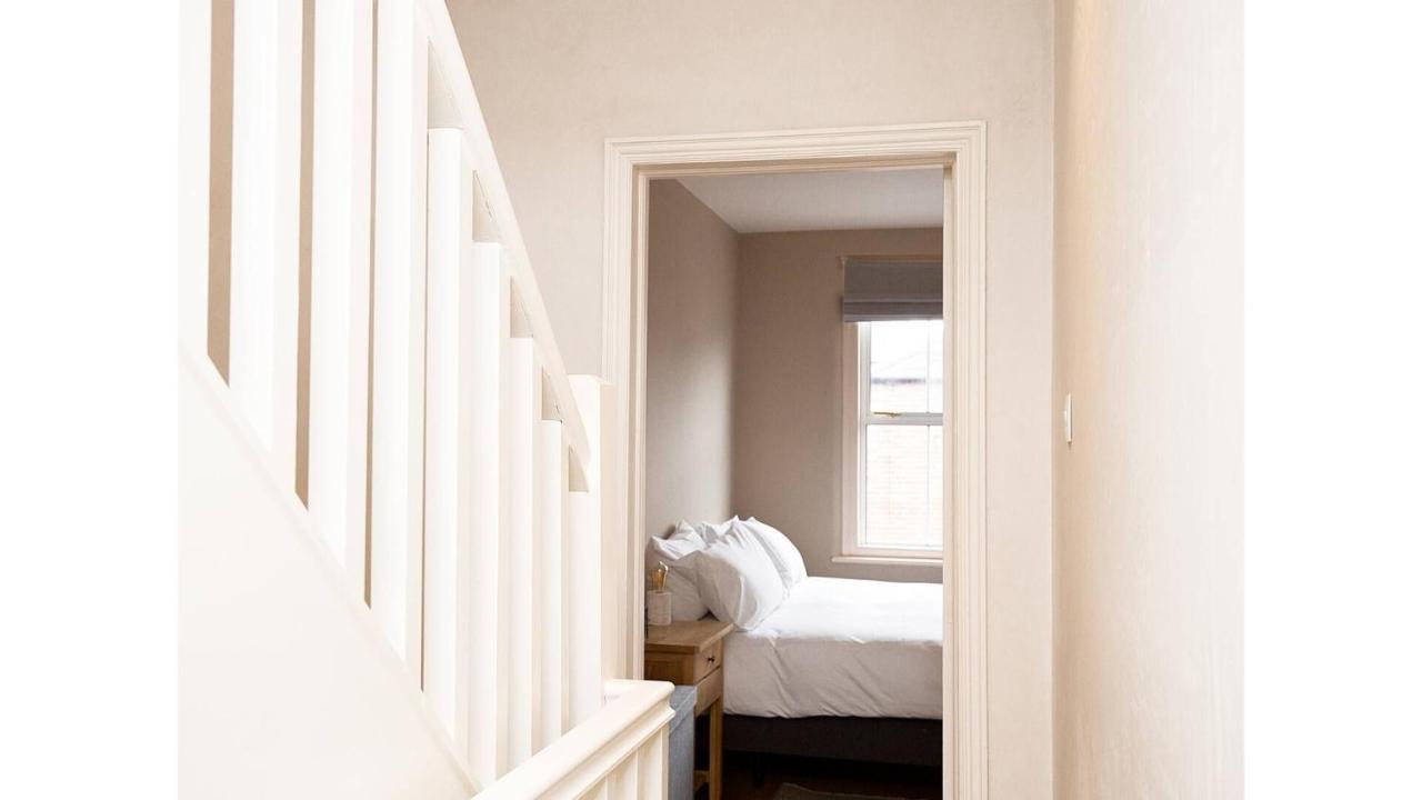 Pass The Keys Stunning, Brand New 3br -