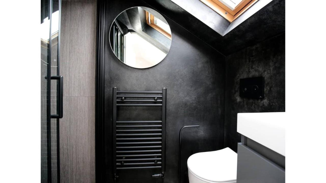 Pass The Keys Stunning, Brand New 3br -