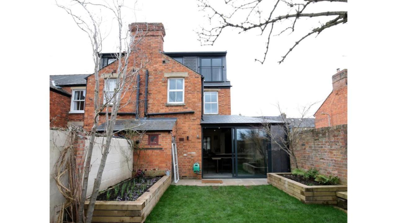 Vakantiehuis Pass The Keys Stunning, Brand New 3br -